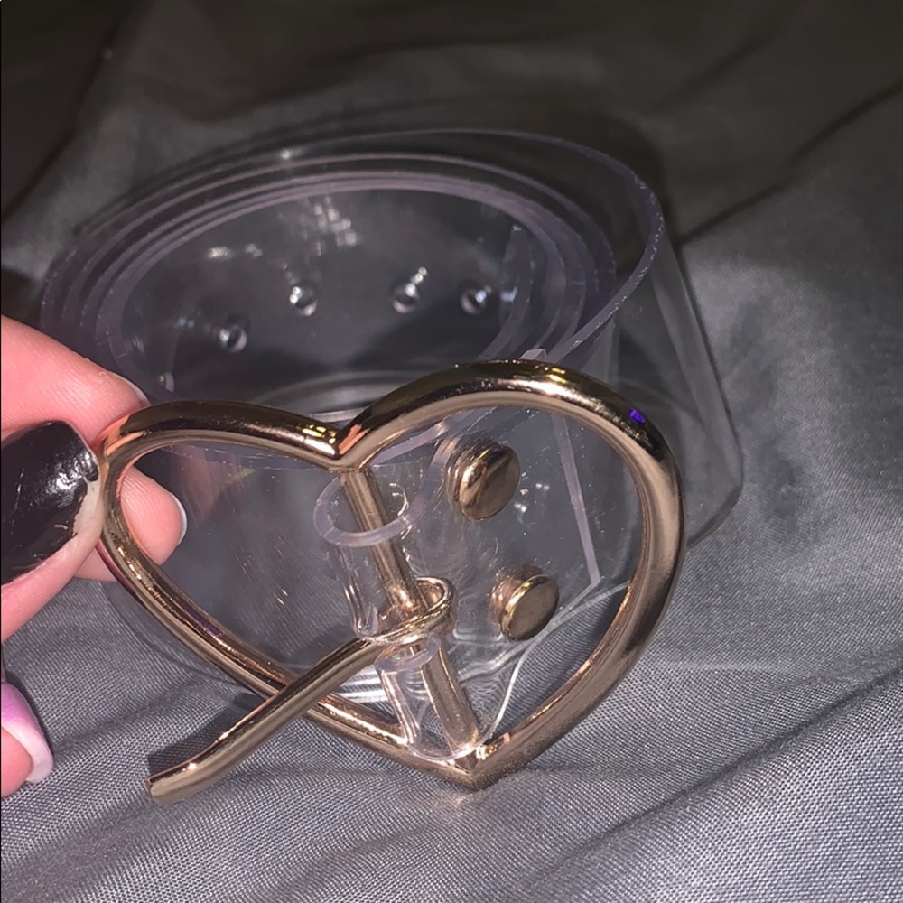Clear heart belt